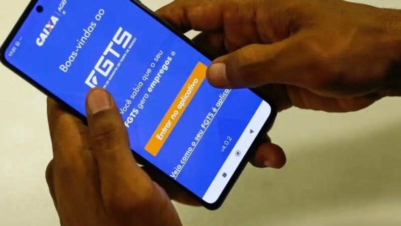 Governo vai liberar R$ 7 bi do FGTS a 10 milhões de trabalhadores, diz ministro do Trabalho